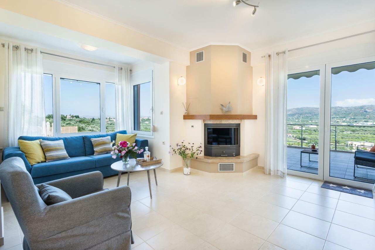 Villa Oasis Galatás Exteriör bild