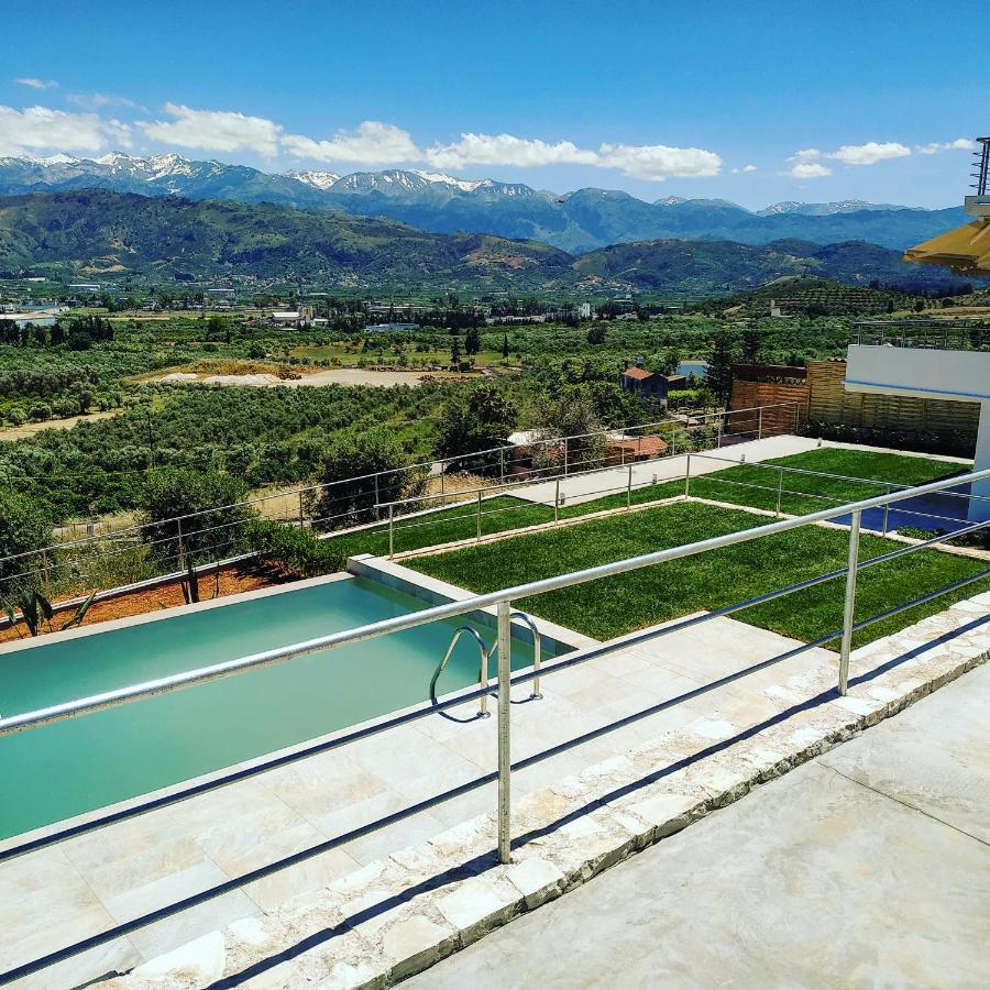 Villa Oasis Galatás Exteriör bild