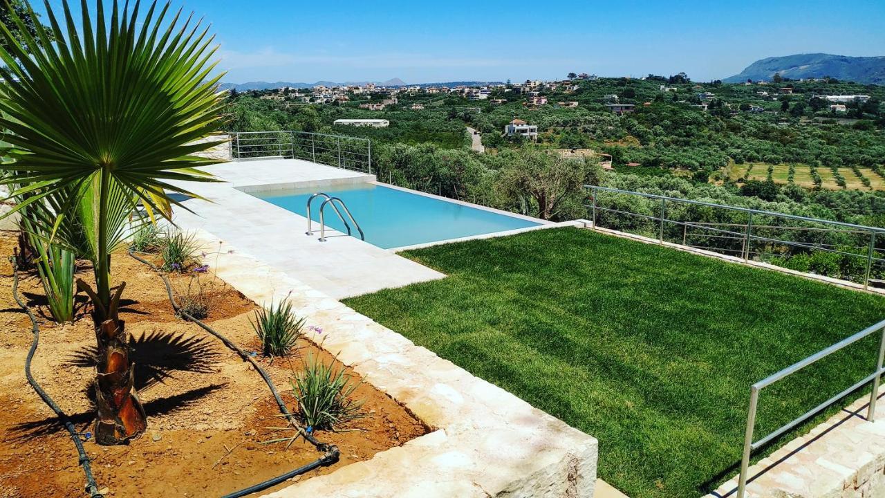 Villa Oasis Galatás Exteriör bild